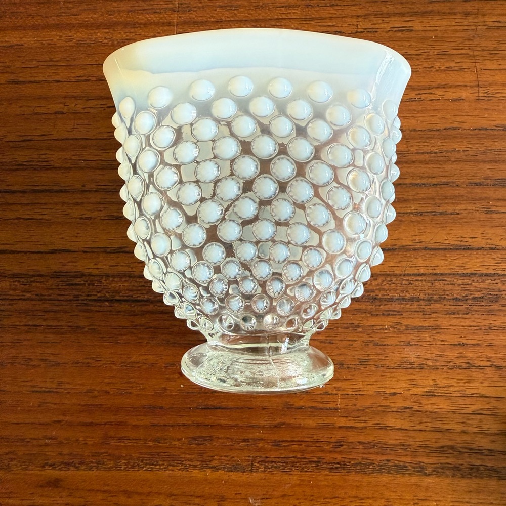 Vintage mini White Hobnail Glass Vase - Picture 3 of 8